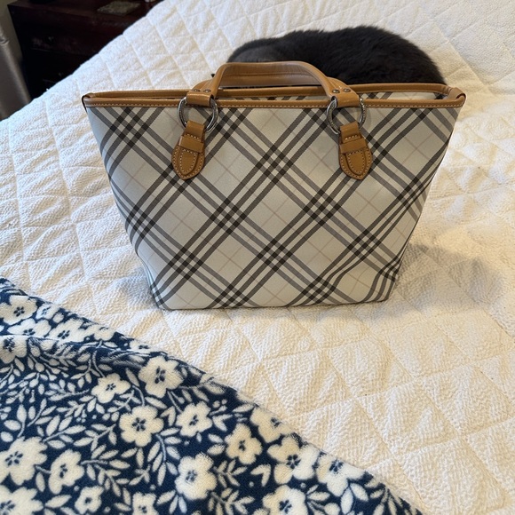 Burberry Beige and Brown Plaid Tote - Picture 2 of 11